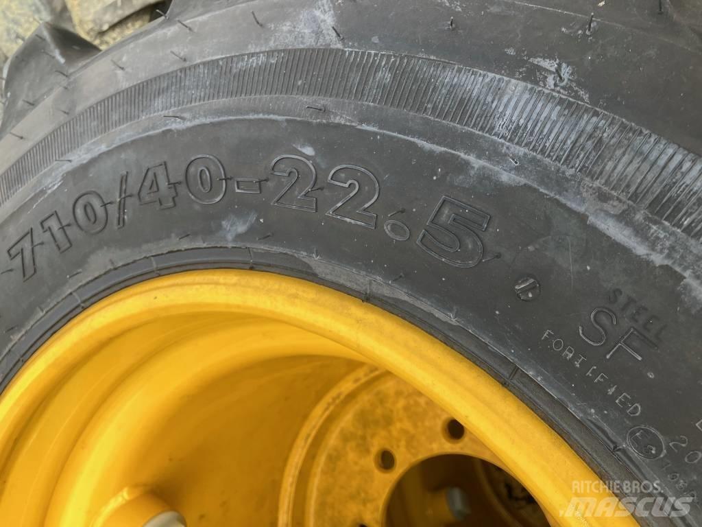 Nokian 710/40-22,5 Pneus, roues et jantes
