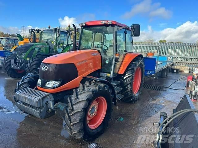 Kubota M130X Tracteur