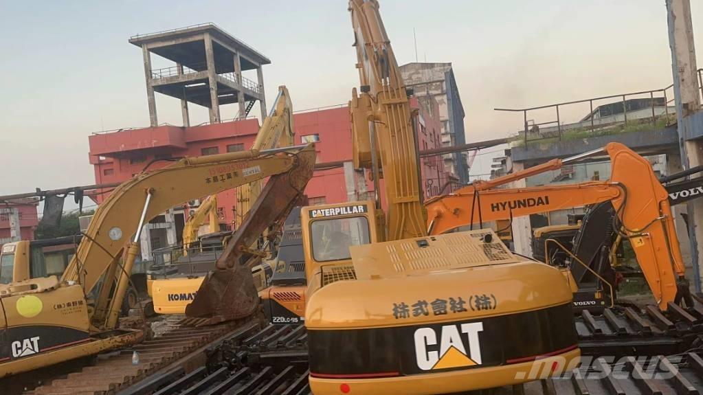 CAT 320 C Pelles amphibies