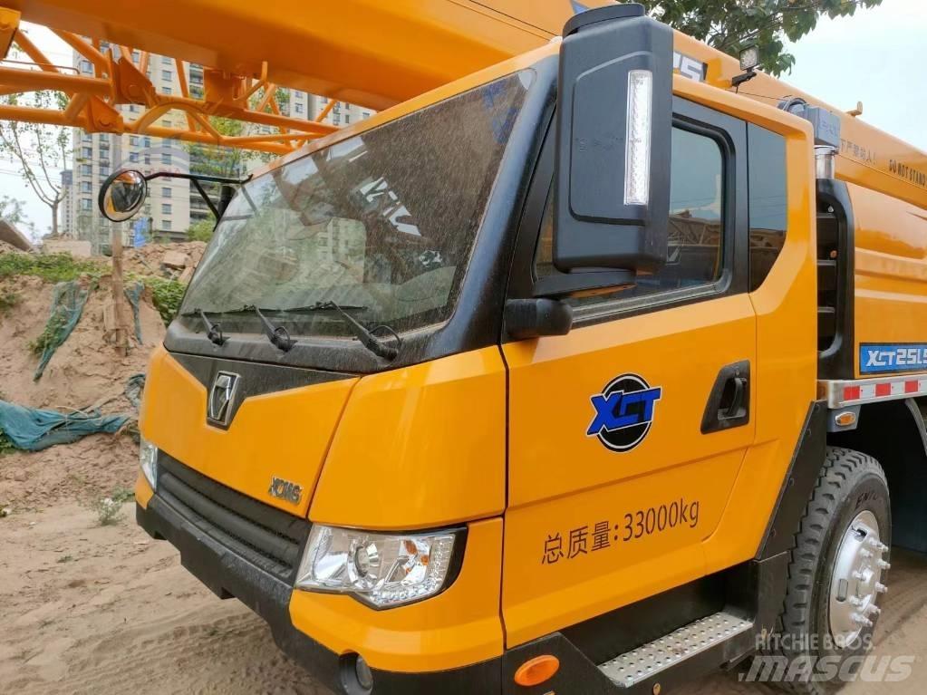 XCMG XCT 25 Grues tout terrain