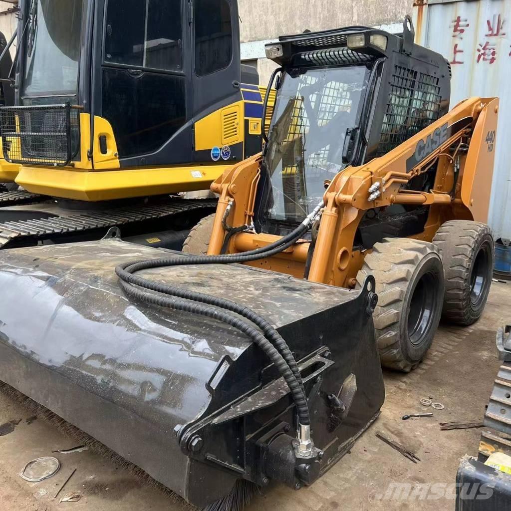 CASE 440 Chargeuse compacte