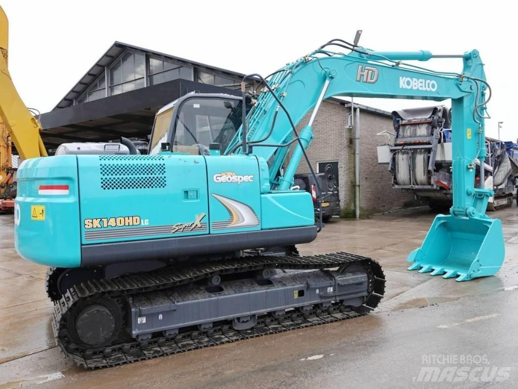 Kobelco SK 140 Pelle sur chenilles