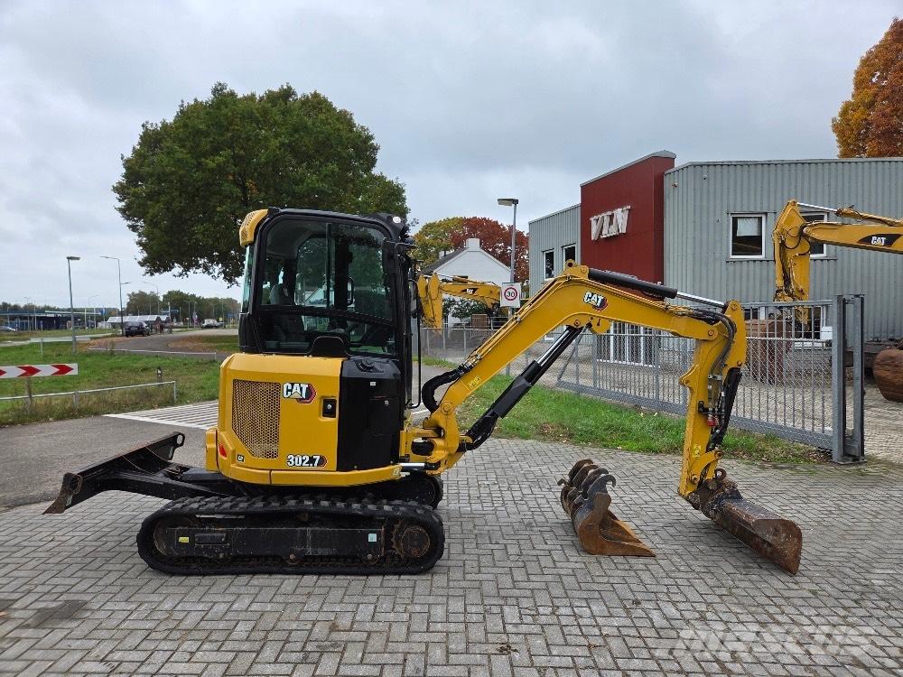 CAT 302.7CR Mini pelle < 7t