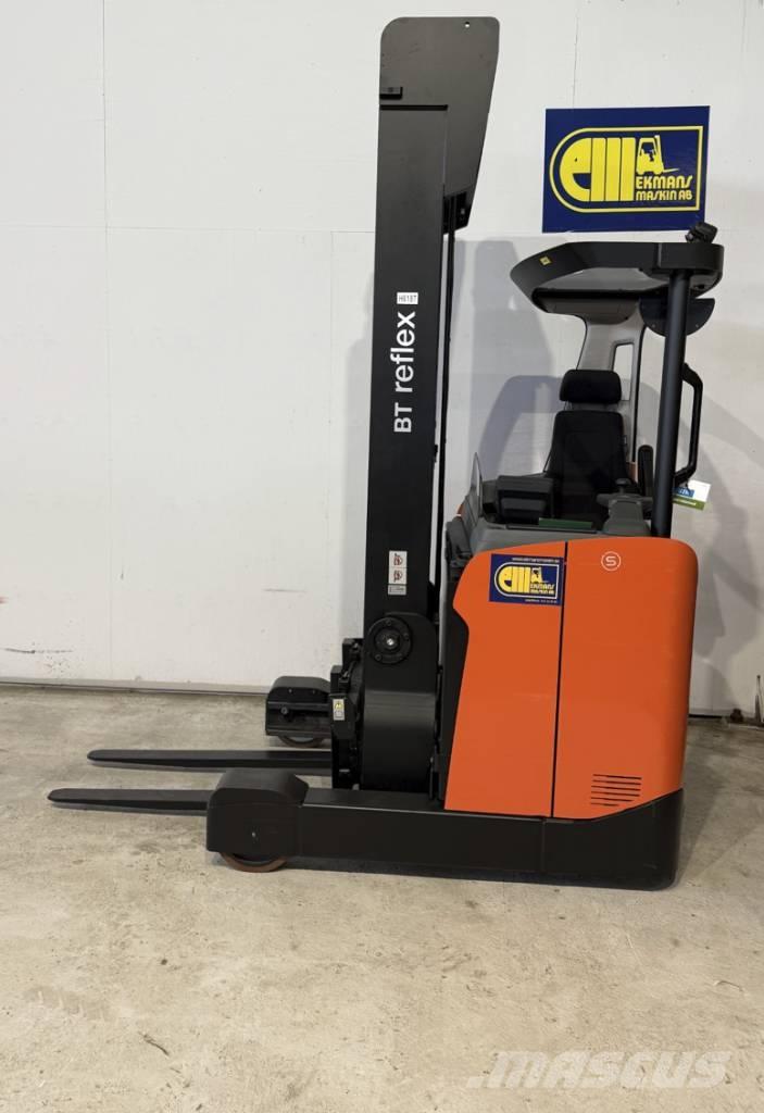 BT truck RRE 140HE Chariot à mât rétractable