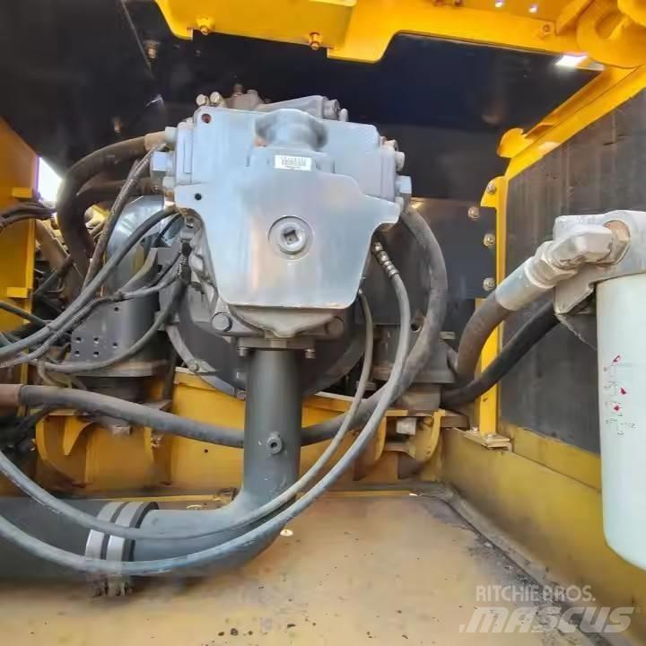 Komatsu PC360 Pelle sur chenilles