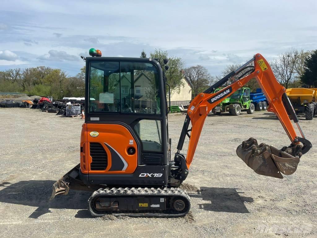 Doosan DX 19 Mini pelle < 7t