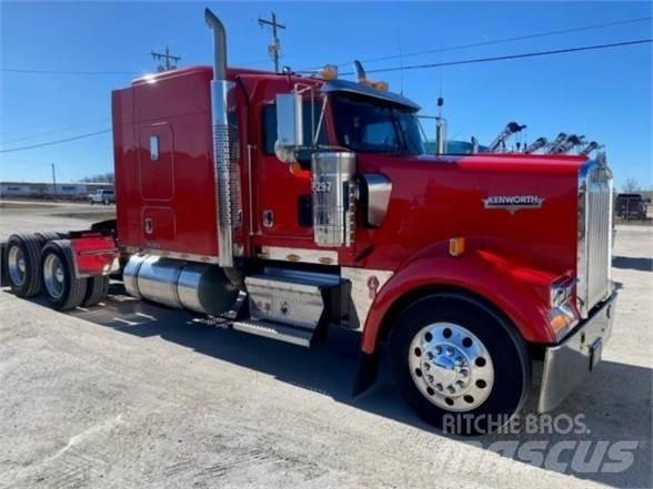 Kenworth W900L Tracteur routier