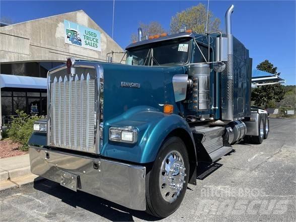 Kenworth W900L Tracteur routier