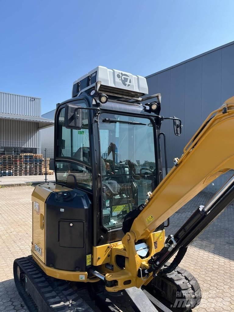 CAT 302.7 Mini pelle < 7t