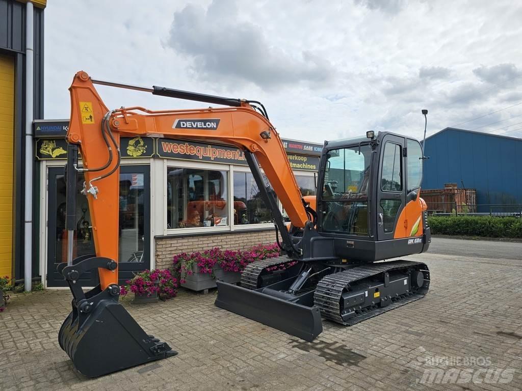 Develon DX60E-10N Mini pelle < 7t