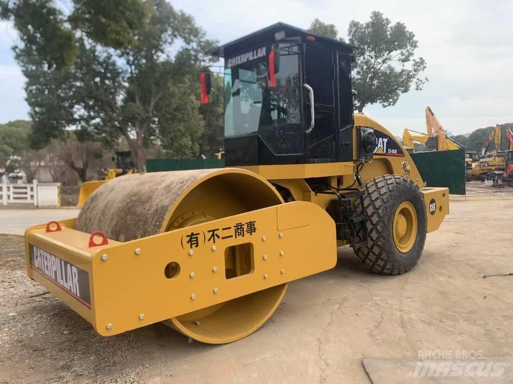 CAT CS 683 E Rouleaux monocylindre