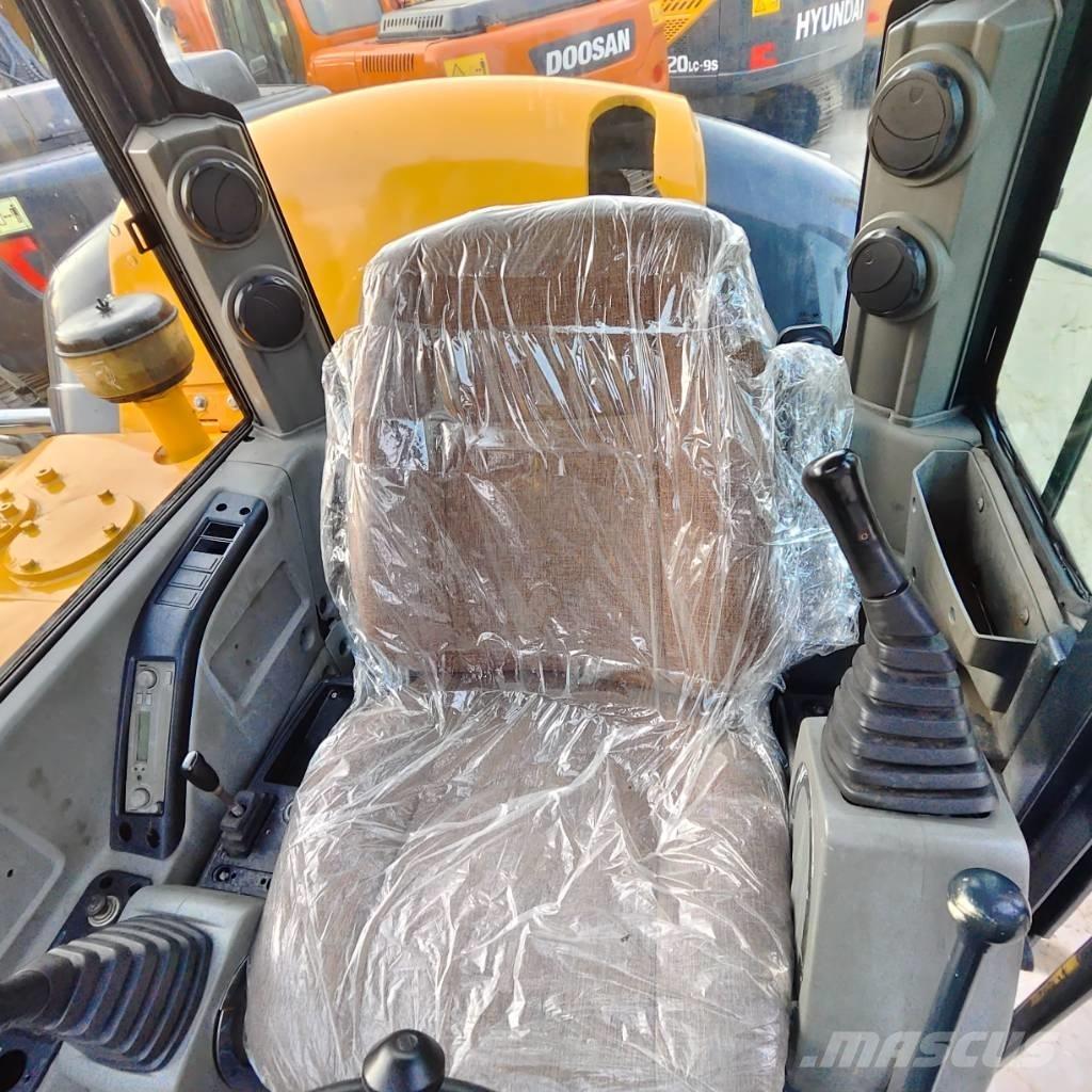 Hyundai Robex 60-7 Pelle sur pneus