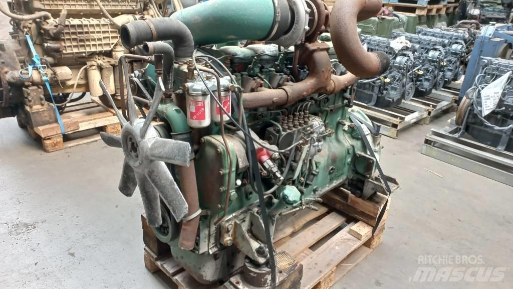 Volvo TD100A Moteur