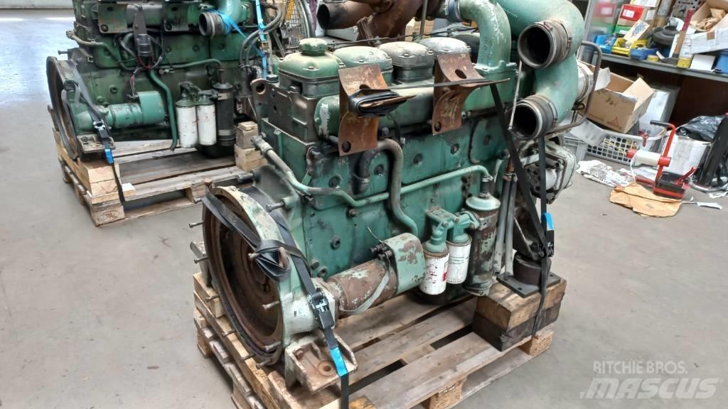 Volvo TD100A Moteur