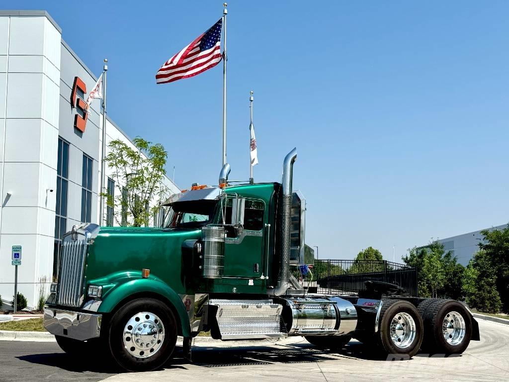Kenworth W 900 Tracteur routier