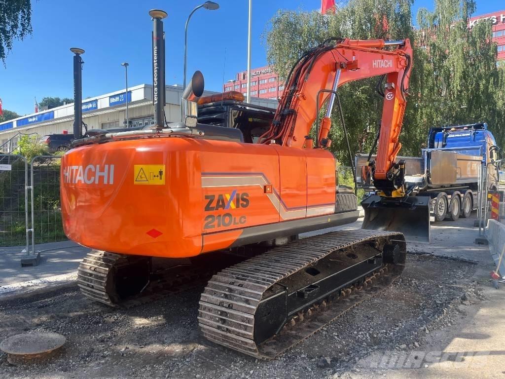 Hitachi ZX 210 Pelle sur chenilles