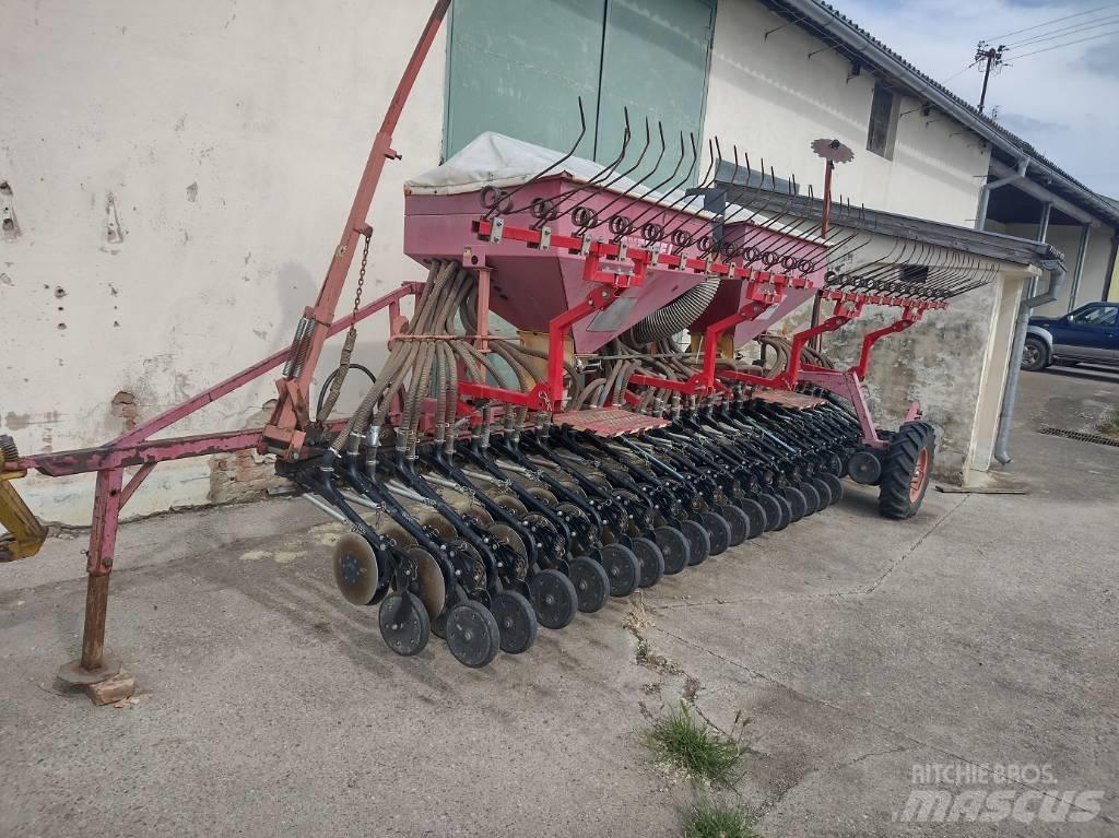  Pneusej 6MT Semoir combiné