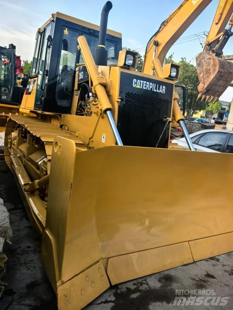 CAT D6G Bouteurs sur chenilles