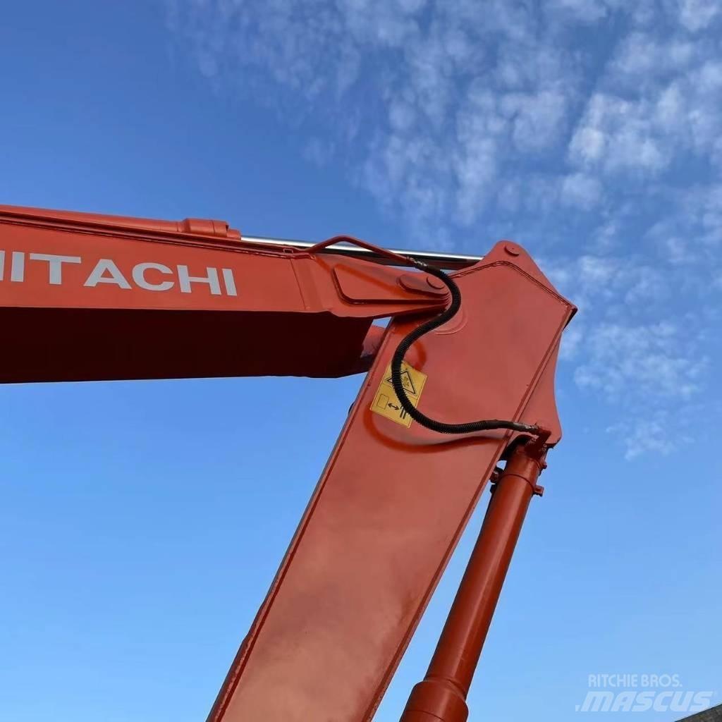 Hitachi ZX200 Pelle sur chenilles