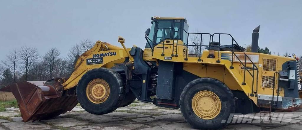 Komatsu WA 600-6 Chargeuse sur pneus