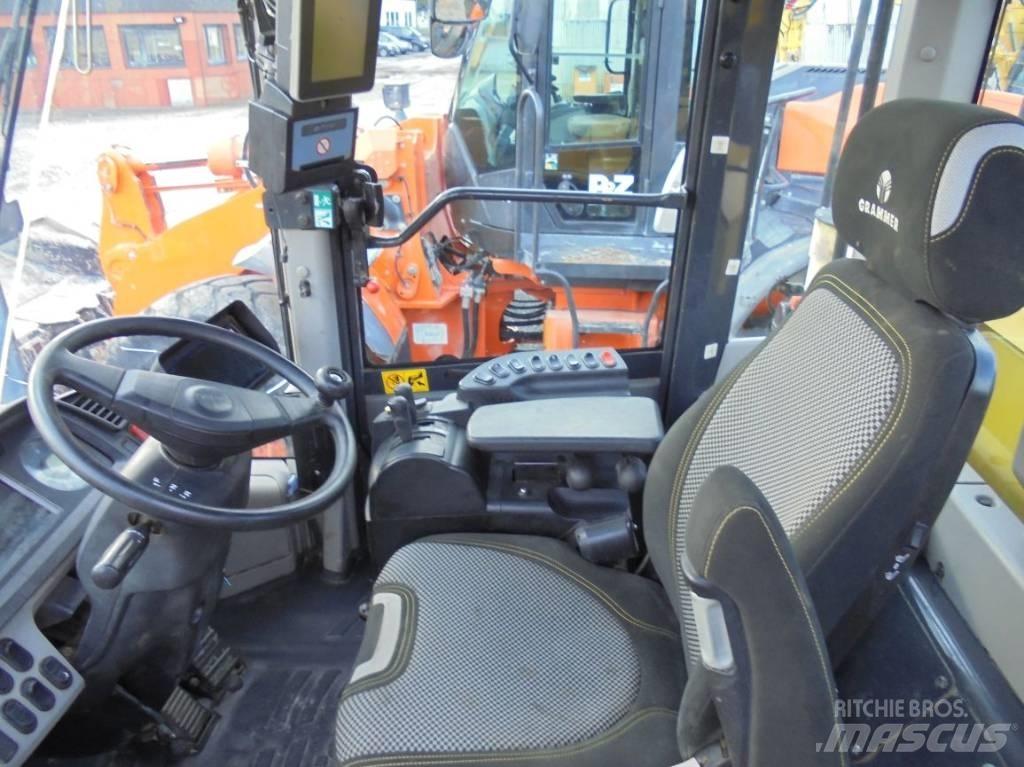 Komatsu WA 470-8 Chargeuse sur pneus