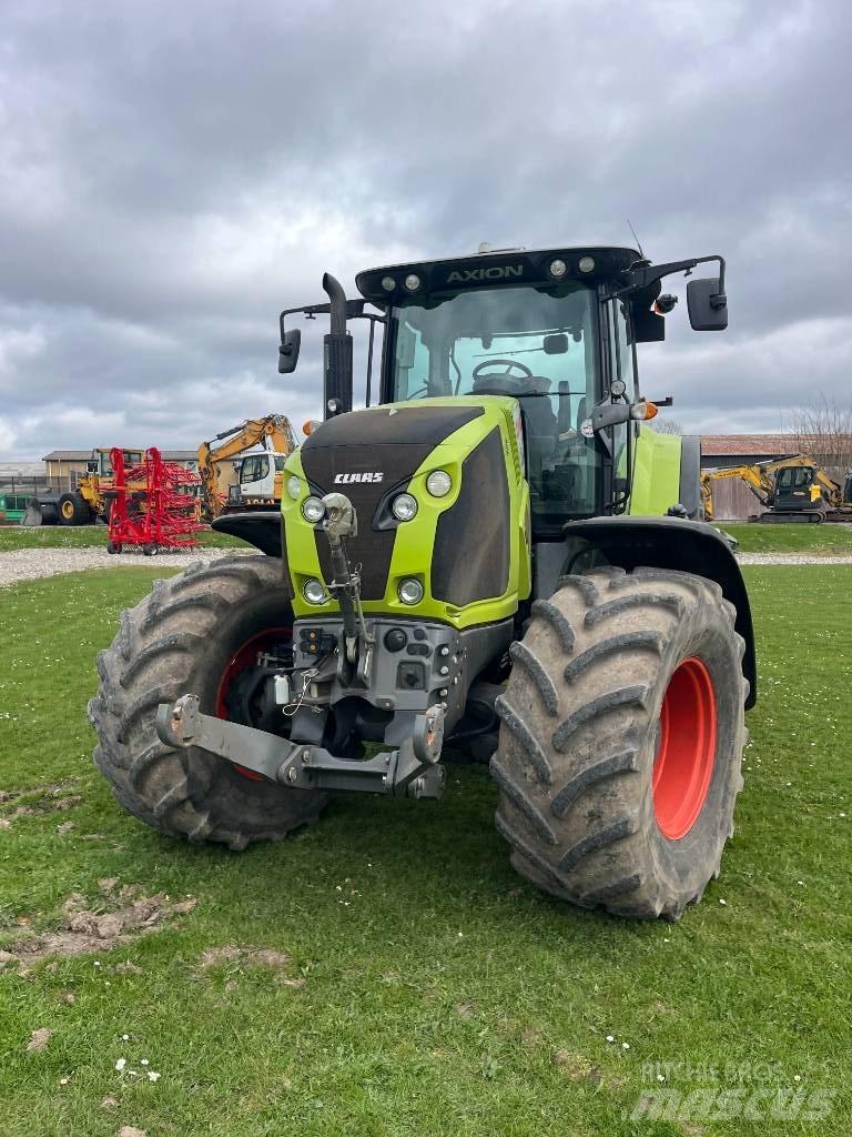 CLAAS AXION 830 CIS+ Tracteur