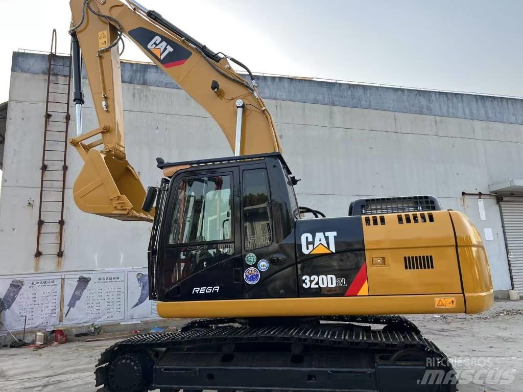 CAT 320D2 Mini pelle 7t-12t