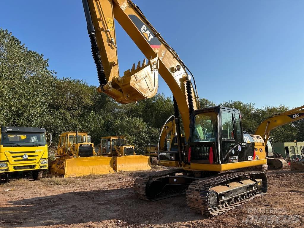 CAT 320 D Pelle sur chenilles