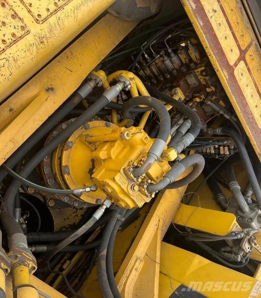 Komatsu PC 450 LC-8 Pelle sur chenilles