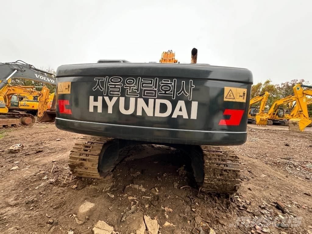 Hyundai 305LC Pelle sur chenilles