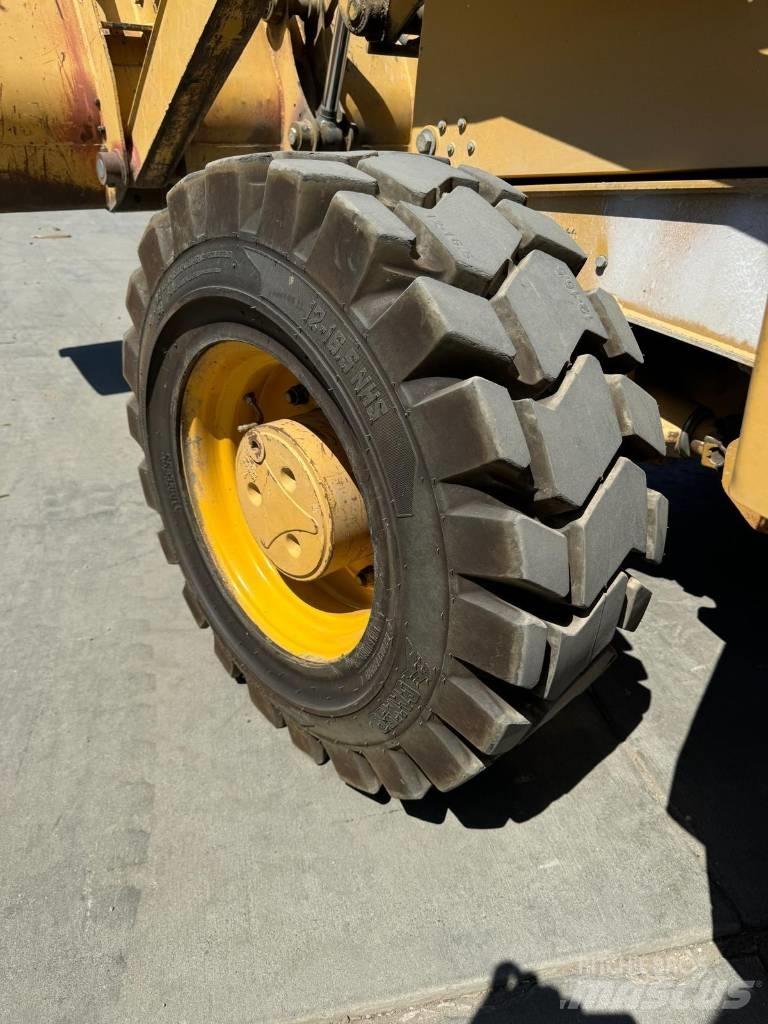 John Deere 310 G Tractopelle