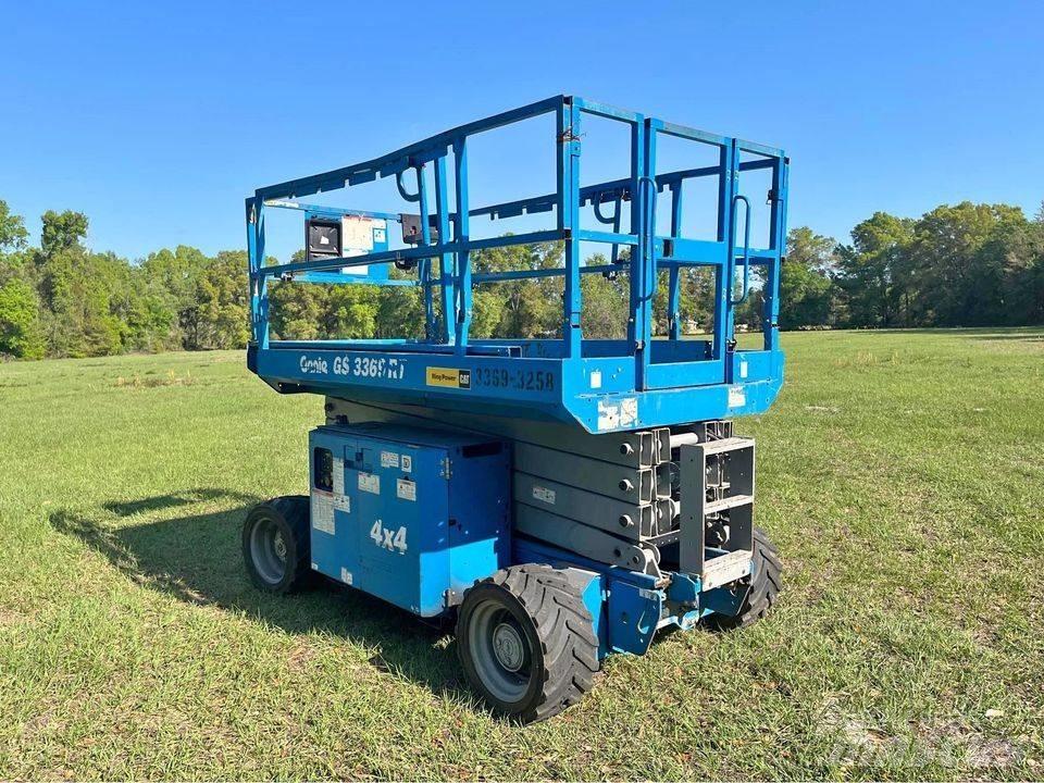 Genie GS 3369 RT Nacelle ciseaux