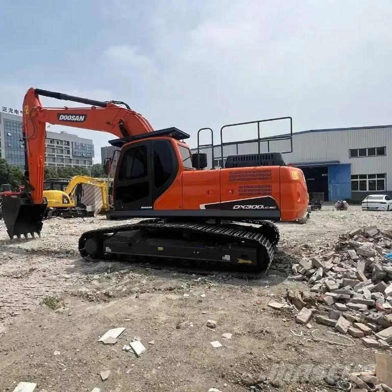 Doosan DX300 Pelle sur chenilles
