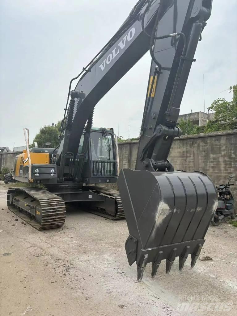 Volvo EC 210 Mini pelle 7t-12t