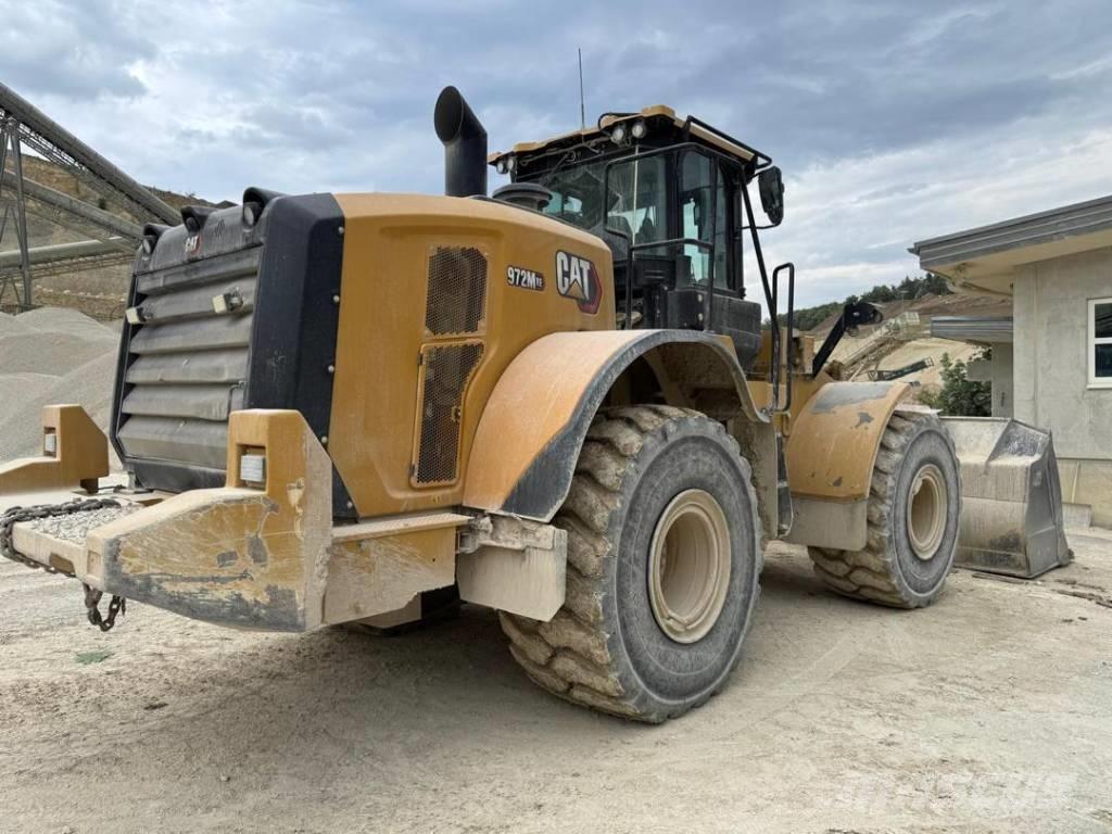 CAT 972M Chargeuse sur pneus