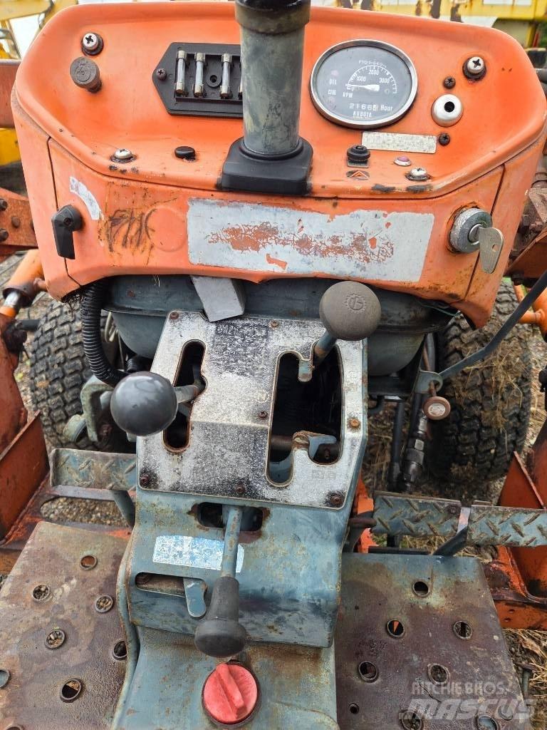 Kubota L 235 Micro tracteur
