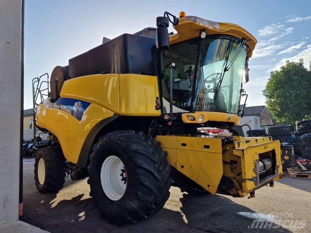 New Holland CR 9060 Moissonneuse batteuse