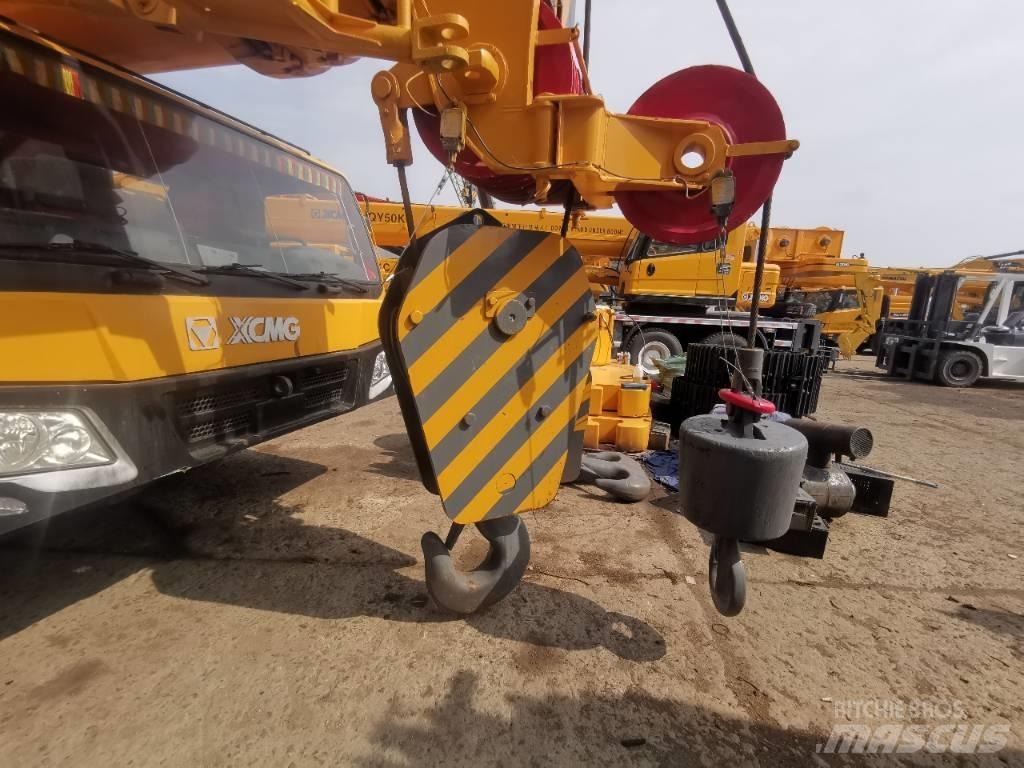 XCMG XCA160 Grues tout terrain