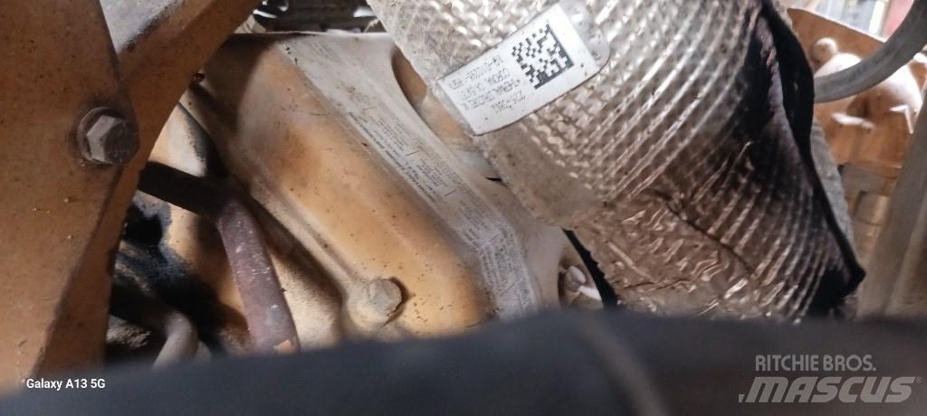CAT 631 G Scraper