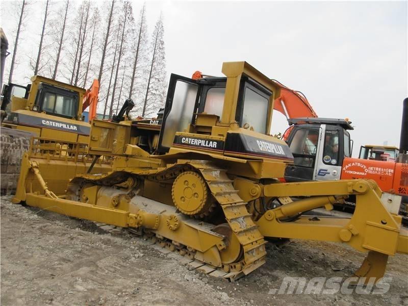 CAT D 7 R Bouteurs sur chenilles