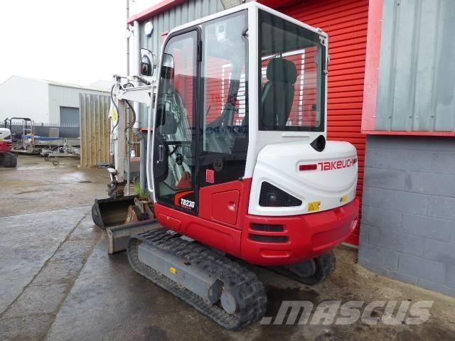 Takeuchi TB 230 Mini pelle < 7t