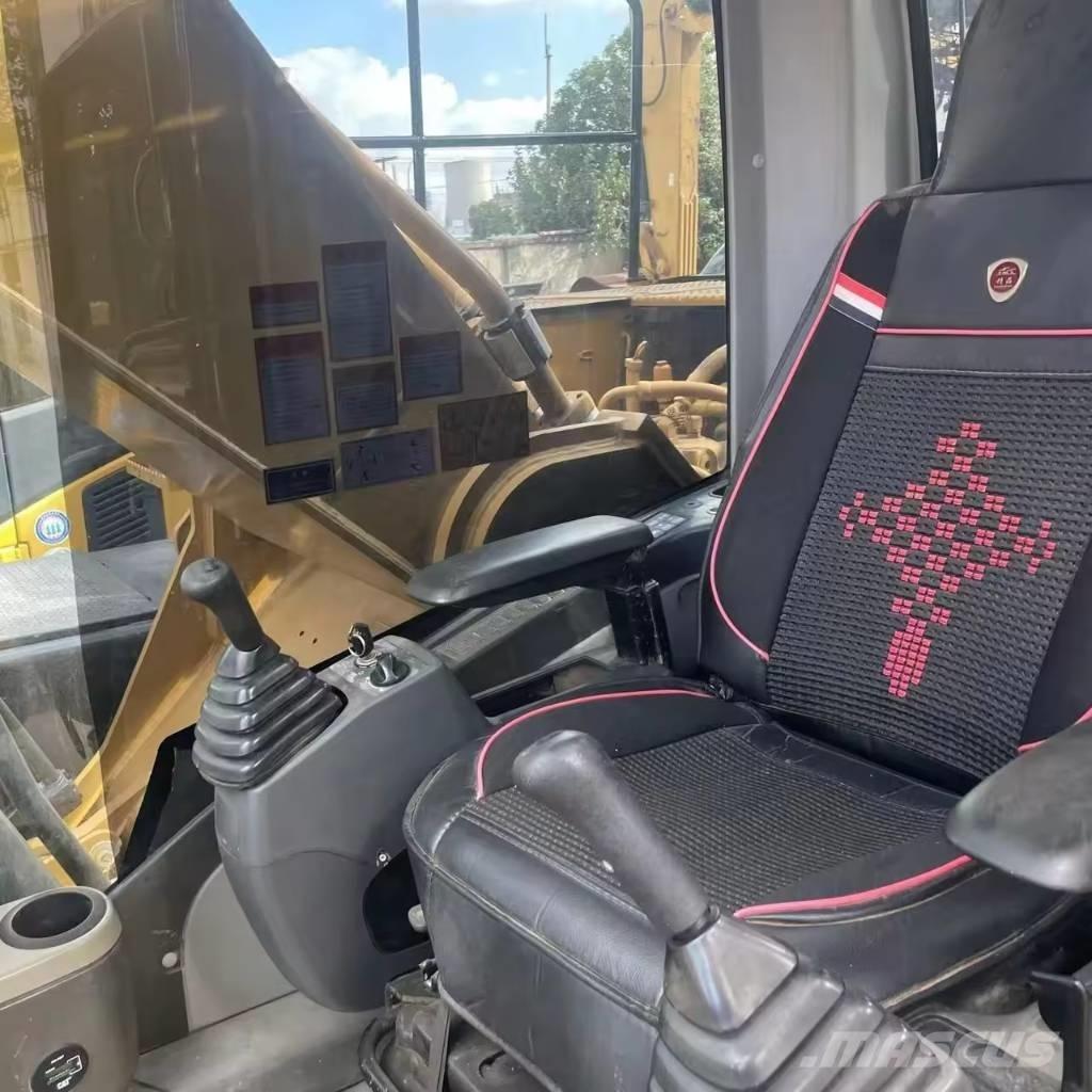 CAT 336 D Pelle sur chenilles