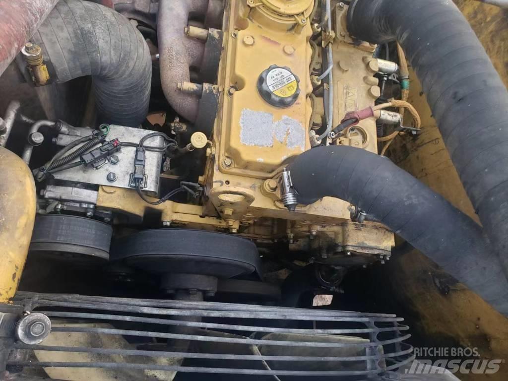 CAT 320 D Pelle sur chenilles