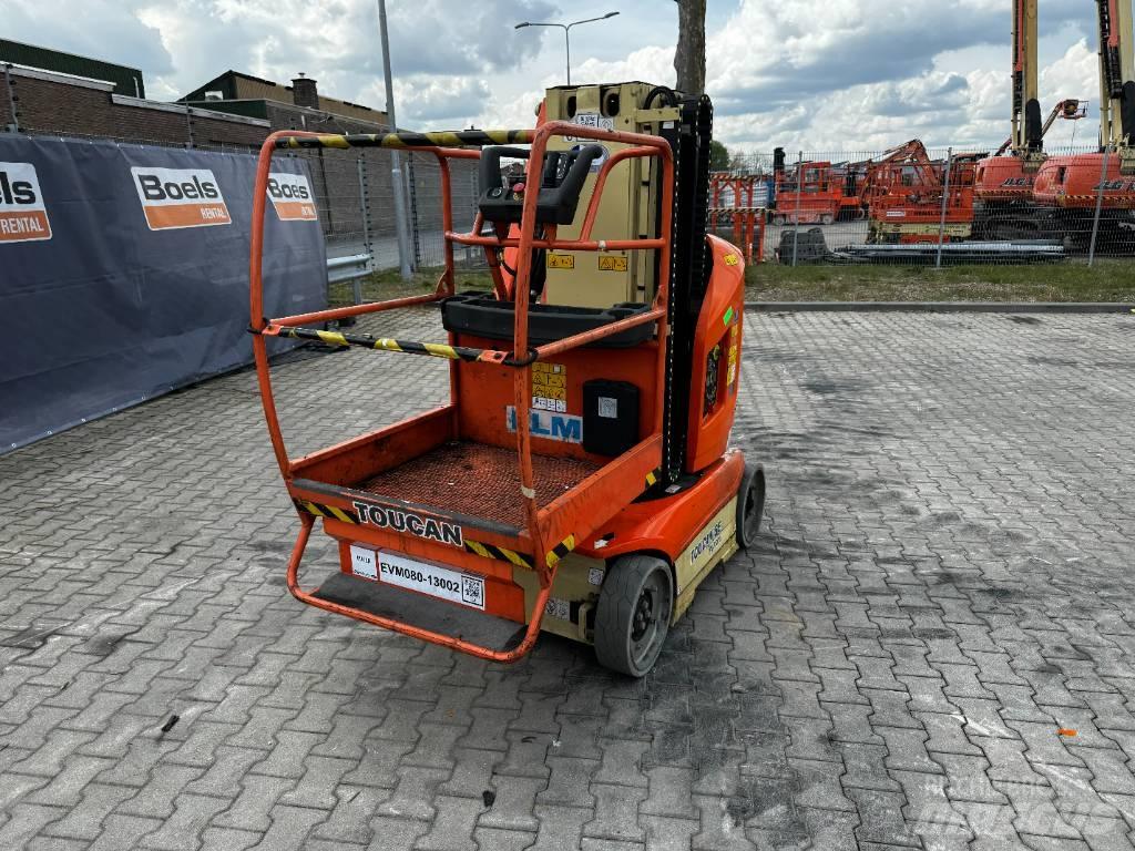 JLG T08E Mât vertical