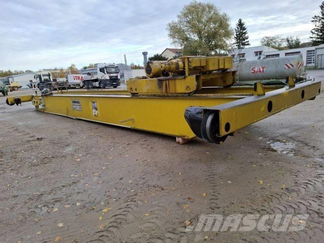 Demag 15to. Autre grue