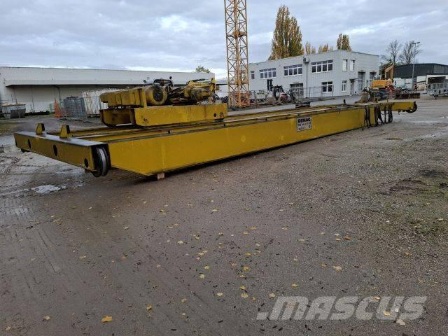 Demag 15to. Autre grue