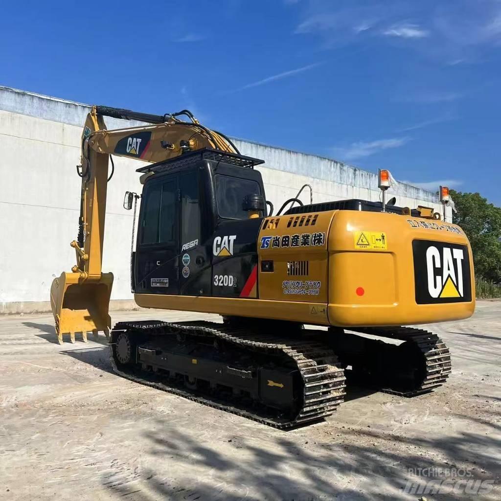 CAT 320 D2 L Pelle sur chenilles