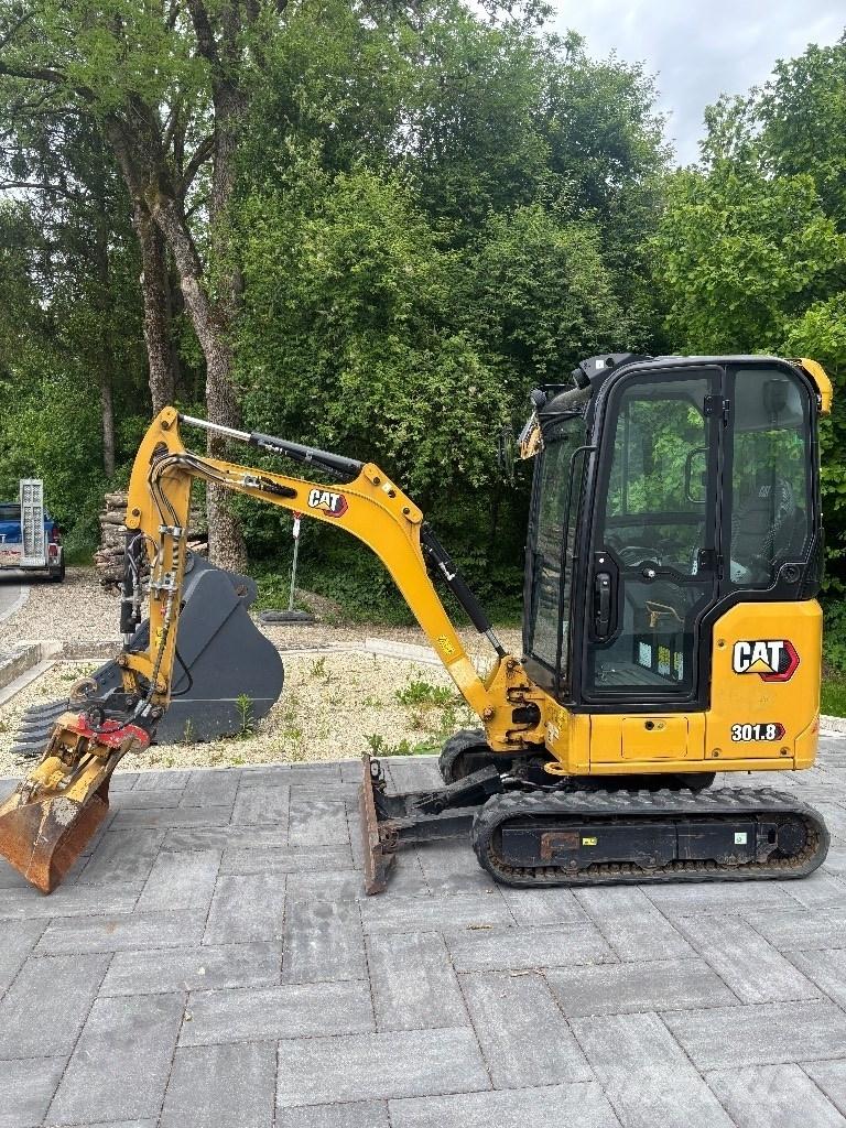 CAT 301.8 Mini pelle < 7t
