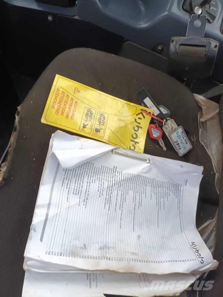 Kubota R 085 Chargeuse sur pneus