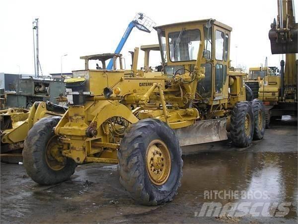 CAT 12G Niveleuse